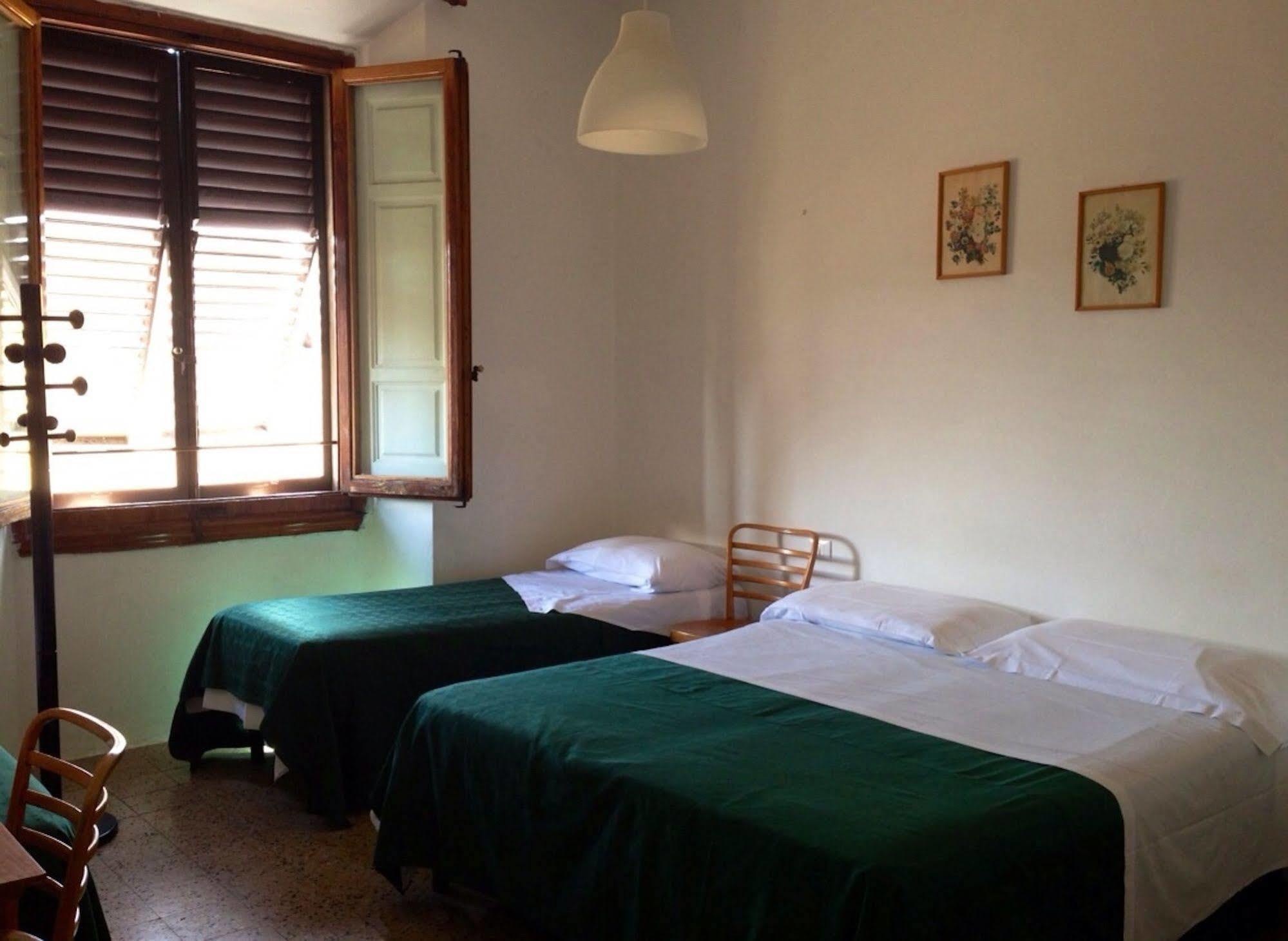 Hostel Veronique Φλωρεντία Εξωτερικό φωτογραφία
